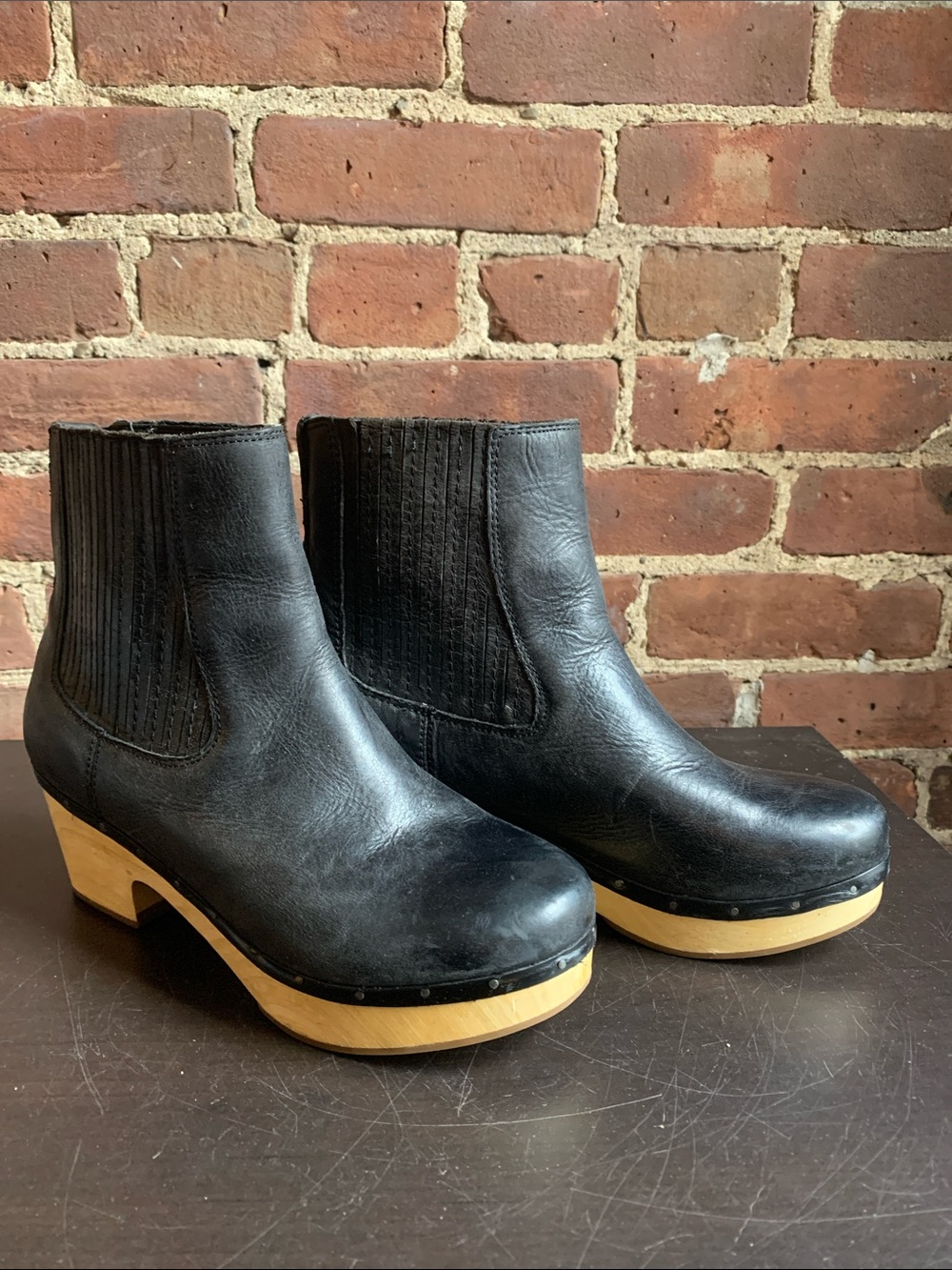 Frye Black Leather Clog Ankle Boots with Natural Wood Sole Sz 7.5 M